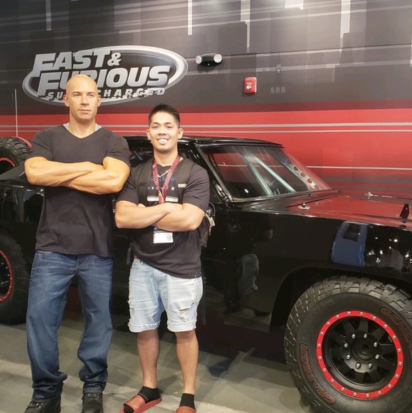 Meet your Posher, John xeres - Picture 1 of 8